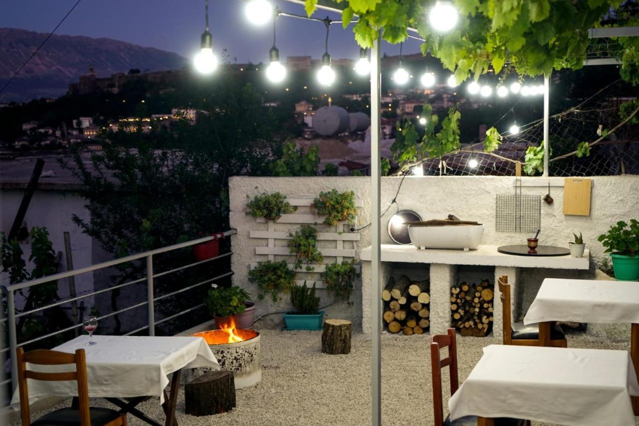 Patio Rooms ジロカストラ エクステリア 写真